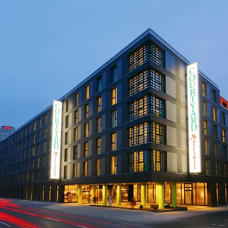 Courtyard By Marriott Szálloda