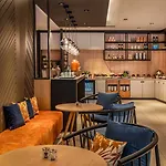 Courtyard By Marriott Hotel Köln