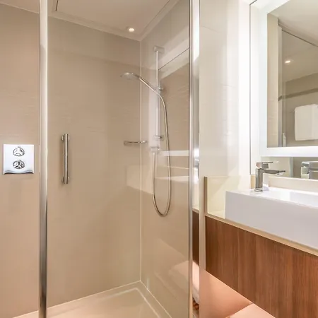 Courtyard By Marriott Cologne