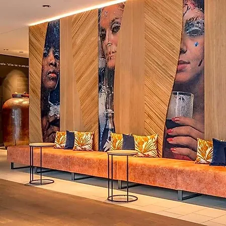 Courtyard By Marriott Szálloda