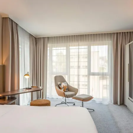 Courtyard By Marriott