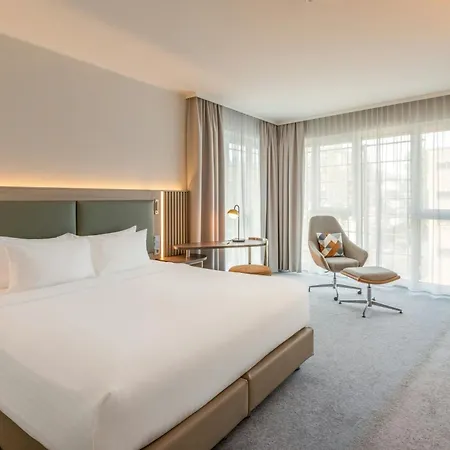 Courtyard By Marriott Hotel