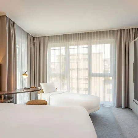 Hotel Courtyard By Marriott 4*