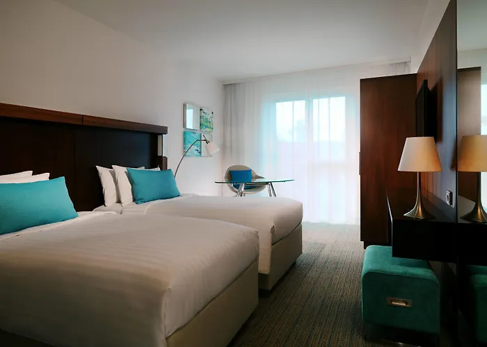 Otel Courtyard By Marriott 4*