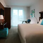 Courtyard By Marriott Szálloda