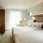 Courtyard By Marriott