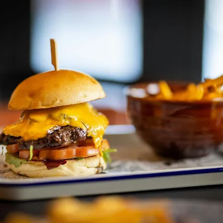 Hotel Courtyard By Marriott 4*