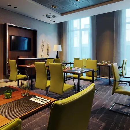 Courtyard By Marriott 4*