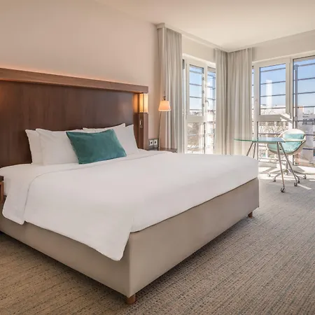 Courtyard By Marriott Hotel