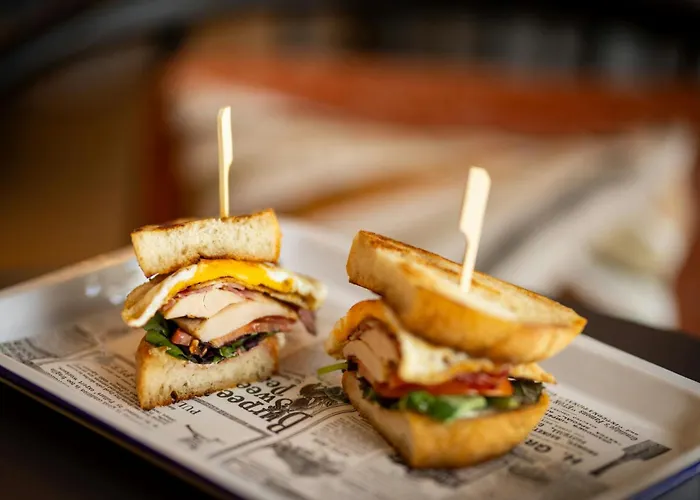 Courtyard By Marriott Hotel 4*